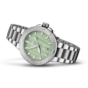 Oris Aquis Date 36mm Mother Of Pearl Green Dial Automatic Bracelet Watch