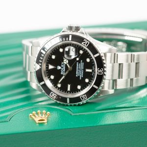 Rolex Submariner 16610 Black Dial Watch