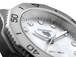 TAG Heuer Aquaracer Professional 200 30mm Steel Diamond Dot Mother of Pearl Quartz Bracelet Watch