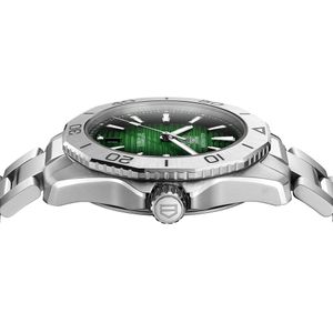 TAG Heuer Aquaracer Professional 200 40mm Steel Green Calibre 5 Bracelet Watch