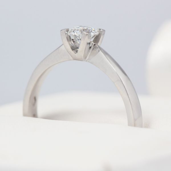 Platinum 0.42ct Perfection Collection Round Brilliant Diamond 4 Claw Solitaire