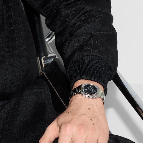 Gucci G-Flat Black Quartz Steel Bracelet Watch |Peter Jackson