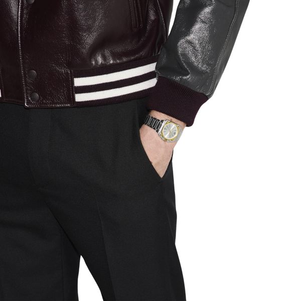 Gucci G-Flat 30mm Two-Tone Silver Quartz Steel Bracelet Watch 
