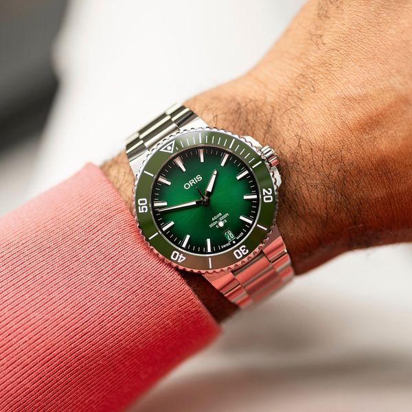 oris aquis date bracelet