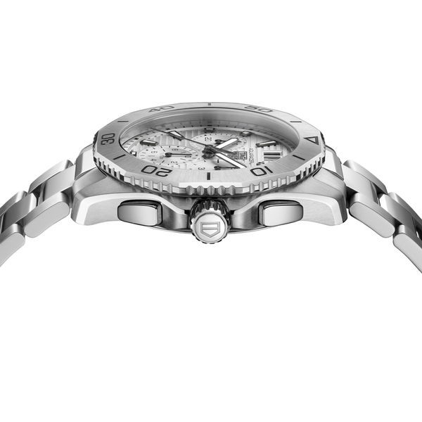 TAG Heuer Aquaracer Professional 200 Chronograph Watch Peter Jackson