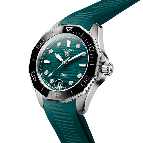 TAG Heuer Aquaracer Professional 300 Diamond Set Strap Watch