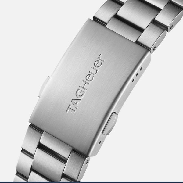 TAG Heuer 2023 F1 Gulf Special Edition Bracelet Watch Peter Jackson