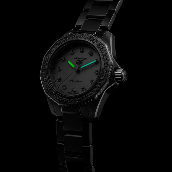 Tag heuer york outlet deals