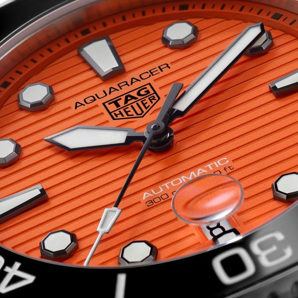 TAG Heuer Aquaracer Professional 300 Orange Diver Watch Peter